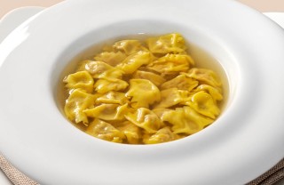 tortellini in brodo