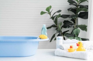 Cura e igiene del neonato