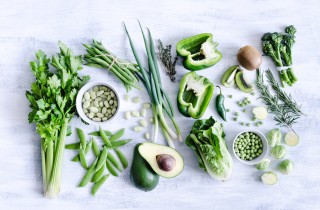 Spiedini di pollo in cartoccio di carciofo