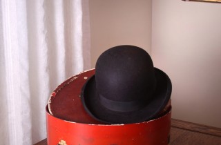 Cappelliera fai da te: come farla con una scatola e il decoupage