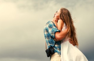 Che cosa significa sognare di abbracciare?