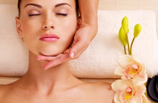 L'automassaggio shiatsu per il viso