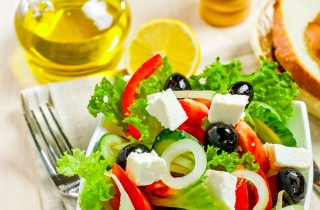 Arriva il caldo, rinfrescati con cibi sani