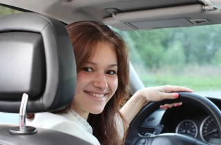 10 esercizi per fare ginnastica al volante