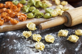 Timballo di tortellini alle noci