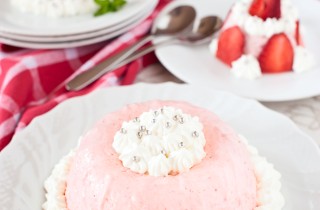 Budino di fragole al brandy
