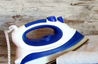 10 trucchi per non stirare più (o quasi)