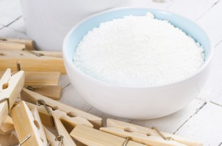 Usi alternativi e geniali del detersivo per piatti