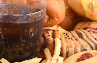 3 alternative sane al junk food