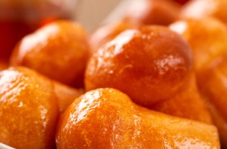 Babà napoletano fatto in casa: la ricetta