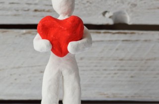 Pasta di bicarbonato, la ricetta fai da te per la sfoglia modellabile