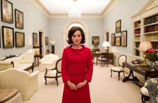 Jackie, al cinema la storia da Oscar di un'icona di stile