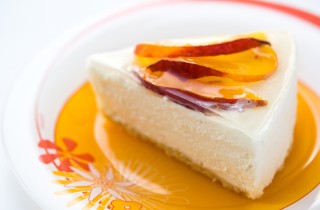 Torta fredda con yogurt greco e miele, la ricetta veloce per la merenda