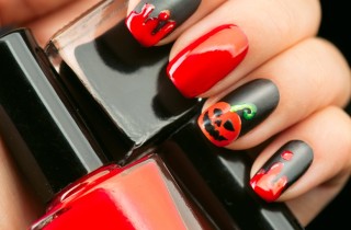 Nail art di Halloween: 5 idee per decorare le unghie a tema