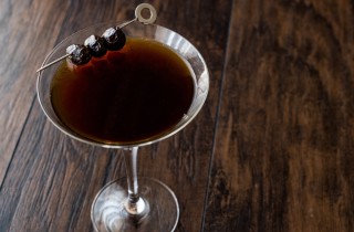 Cocktail di Halloween: la ricetta del Black Devil Martini