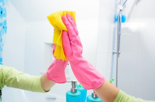 Come pulire gli specchi senza lasciare aloni in 3 mosse