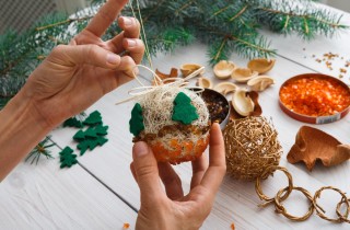 Addobbi per l'albero di Natale: 7 idee fai da te