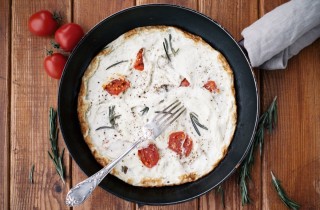 Frittata di albumi, la ricetta e 3 idee per insaporirla