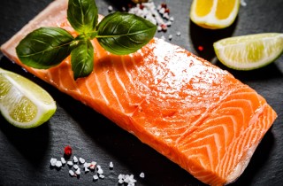 Cucinare sulla pietra ollare: come fare e quali cibi sono adatti