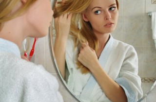 Capelli, 5 motivi per cui sono improvvisamente sottili