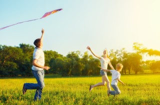 Cosa fare in primavera con i bambini: 4 idee per passare il tempo