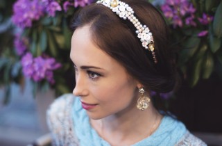 Cerchietti  e fasce per capelli: le tendenze per l’estate 2018