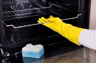 Come pulire il forno elettrico e vederlo splendente