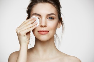 Pulizia del viso, 7 errori che probabilmente stai facendo