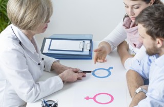 Adozione o fecondazione, quale percorso scegliere?