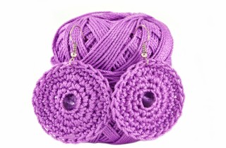 Orecchini a uncinetto con le perline: come realizzarli in pochi minuti