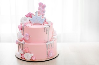 Marshmallow fondant: la ricetta facile per fare la pasta di zucchero con le caramelle