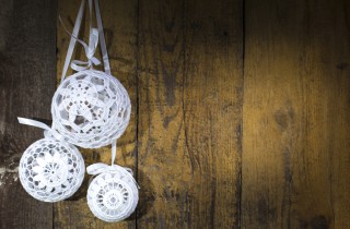 Palline di Natale uncinetto inamidate: come farle con facilità