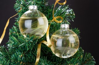 Palline di Natale alcoliche: la tendenza 2018 e le idee fai da te