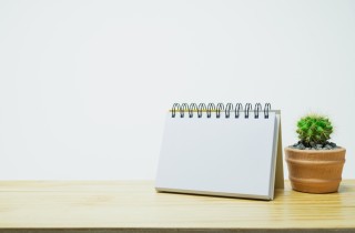 Mini calendario da tavolo fai da te: come realizzarlo in modo creativo