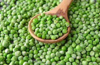 Piselli surgelati: come cucinarli in maniera leggera