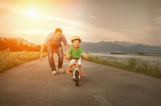 Sicurezza del bambino, ecco le regole per gli sport su ruote