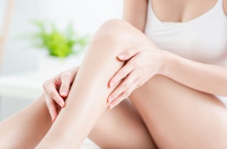 Come togliere i residui della ceretta dalla pelle senza farsi male