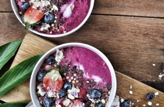 Acai bowl: la ricetta completa per una colazione energetica