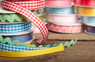 Cucito facile: come fare fiori con il nastro