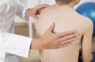 Visita ortopedica pediatrica: quando effettuarla