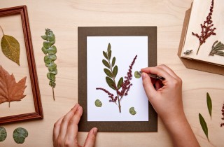 Fiori pressati: idee per decorare casa col fai da te