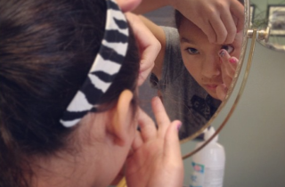 Lenti a contatto: come applicare e togliere le morbide e le gas permeabili