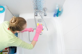 La lista di controllo per la pulizia del bagno