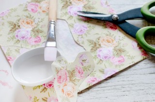 Addobbi primavera decoupage: la tecnica e 5 idee