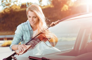 Come pulire la macchina a casa in 5 mosse