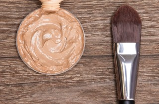 Pennello per fondotinta: quale scegliere e come usarlo