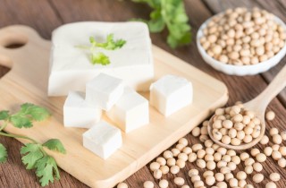 Cos'è il nigari e come usarlo per fare il tofu in casa