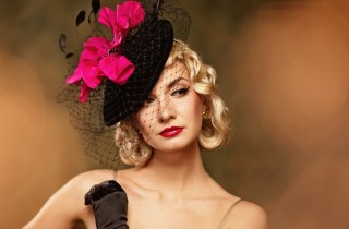 Indossare il cappello ad un matrimonio: quando farlo e i modelli da donna