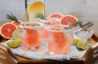 La ricetta del cocktail Paloma con tequila e pompelmo