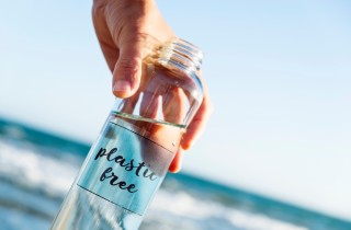 Salvare gli oceani dalla plastica: si può fare, con l’impegno di tutti